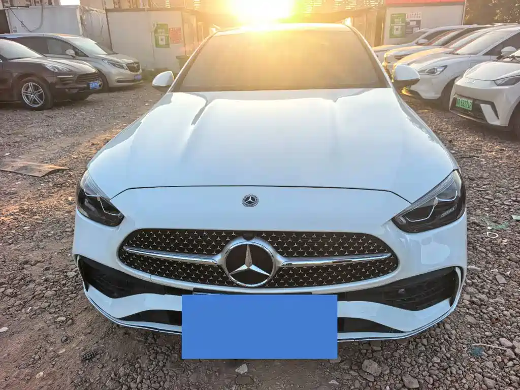 Mercedes-Benz C-Class — миниатюра 2