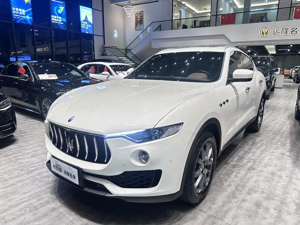 MASERATI LEVANTE