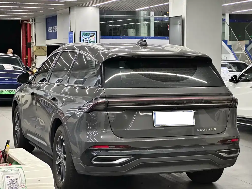 Lincoln Nautilus — миниатюра 5