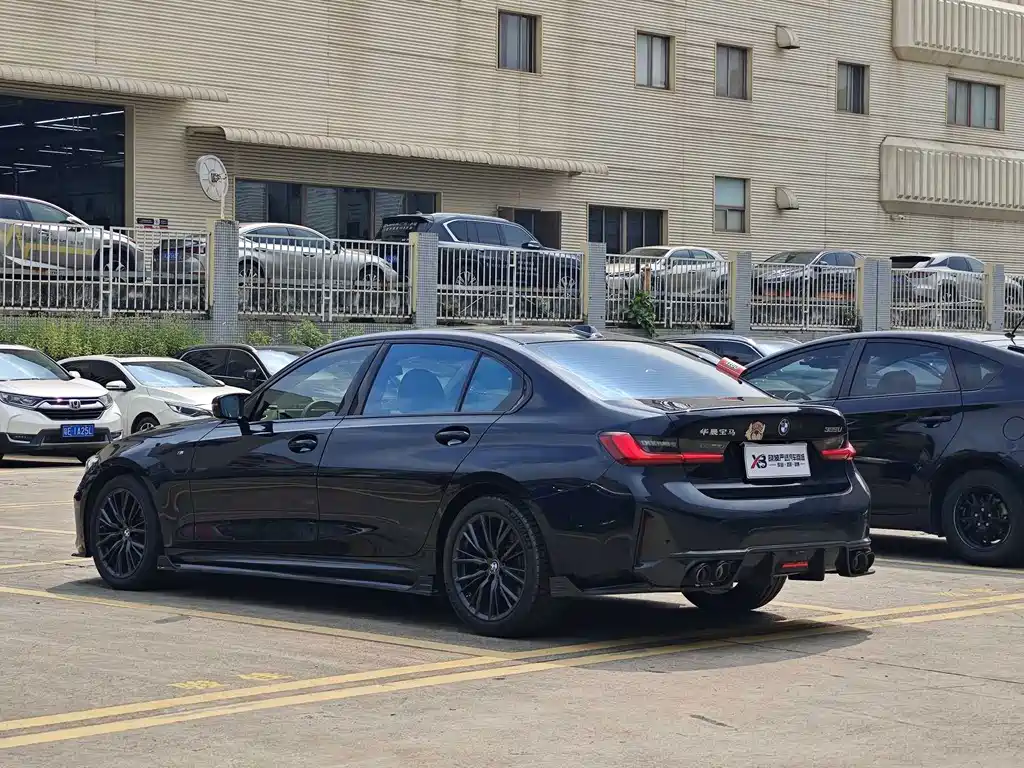 BMW 3 Series — миниатюра 4