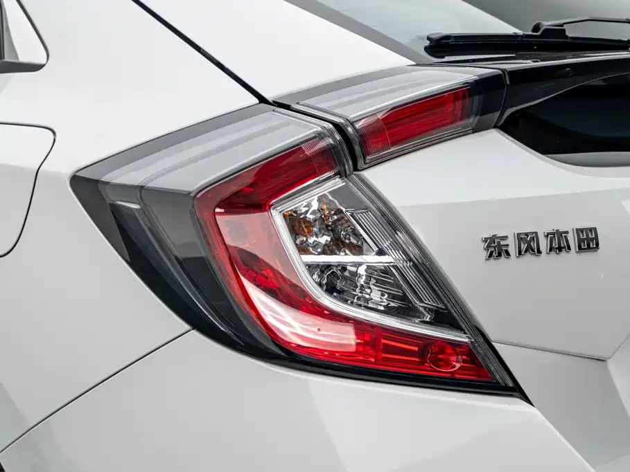 Honda Civic — миниатюра 12