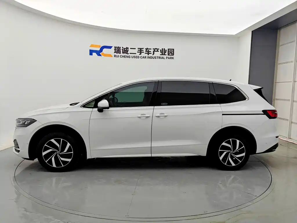 Volkswagen Viloran — миниатюра 3