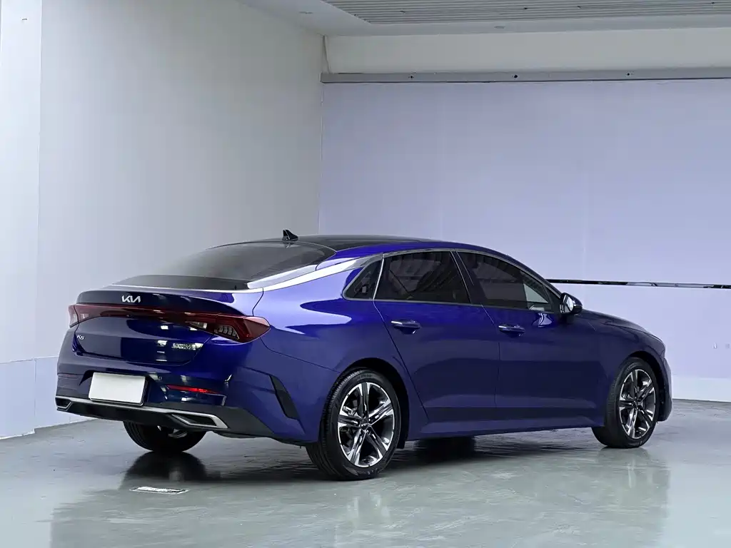 Kia K5 — миниатюра 6
