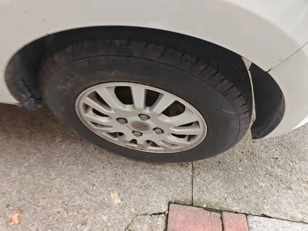 Wuling Rongguang V — миниатюра 8