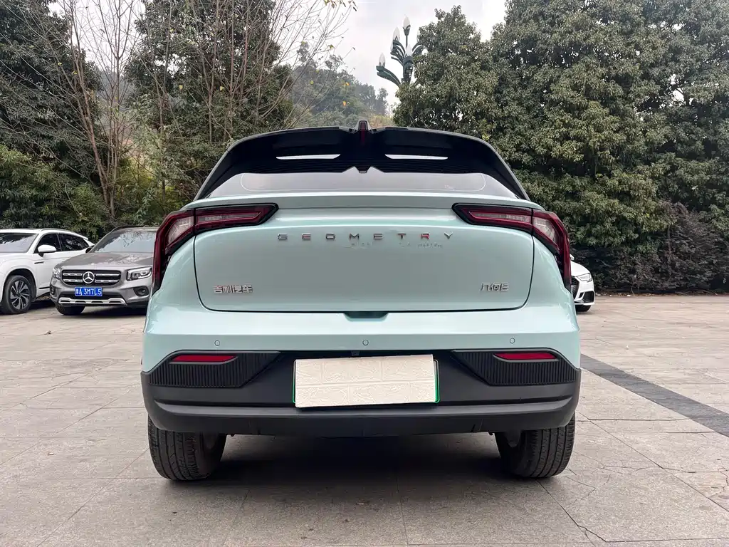 GEELY GEOMETRY E FIREFLY