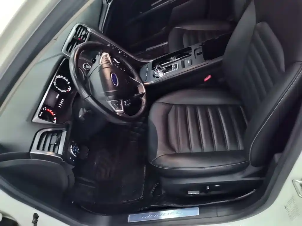 Ford Mondeo — миниатюра 15