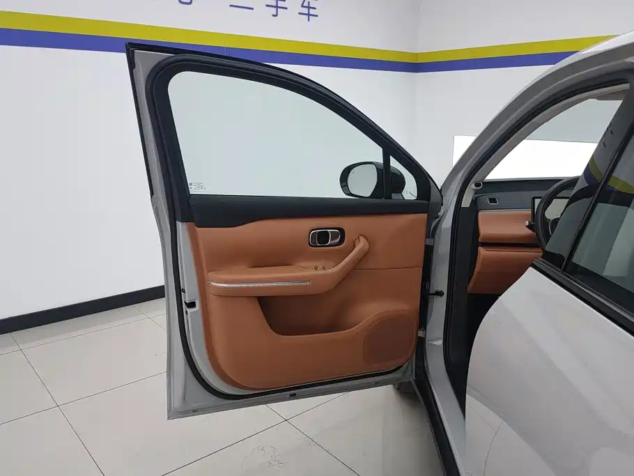 Leapmotor Leapmotor C10 — миниатюра 7