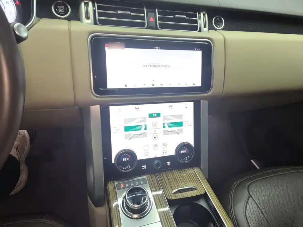 Land Rover Range Rover — миниатюра 6