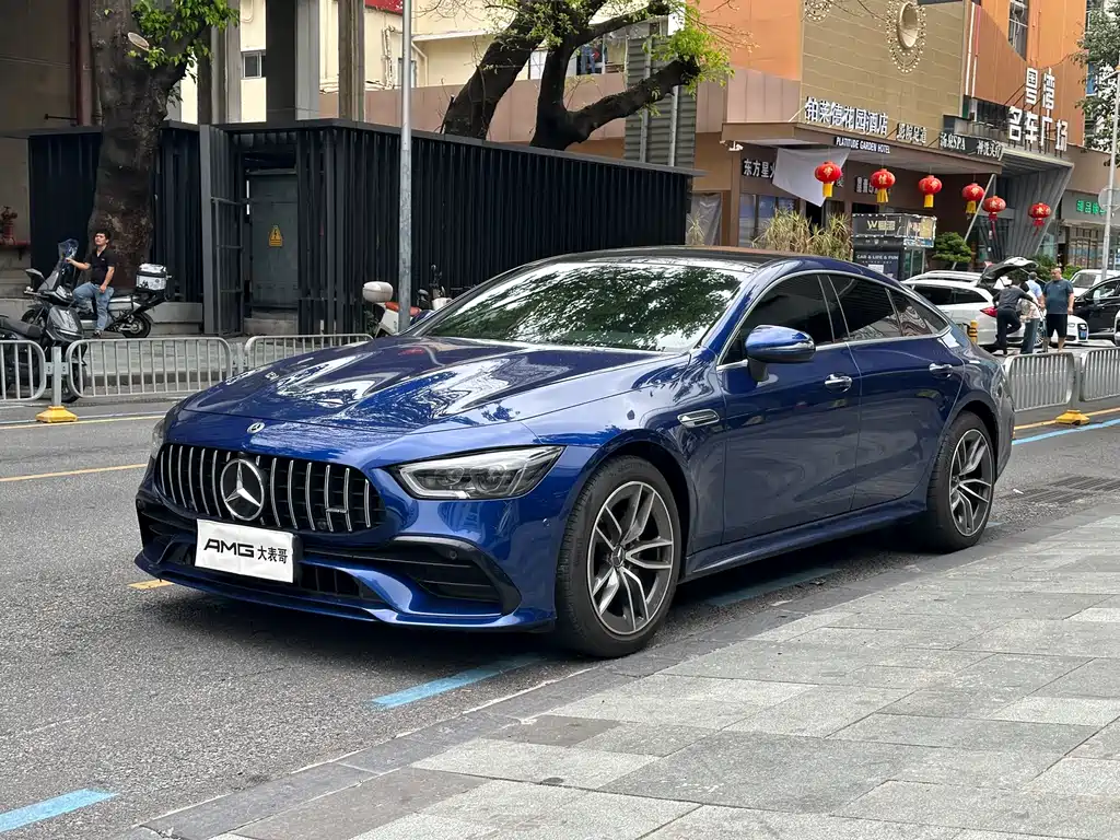MERCEDES-BENZ AMG GT