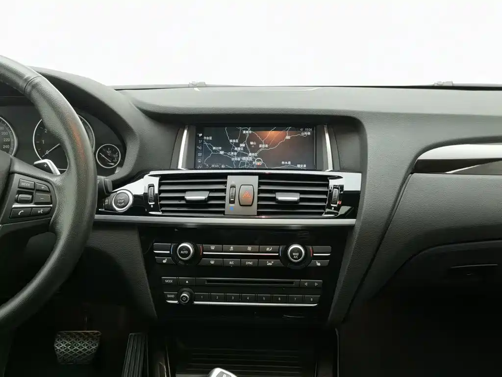 BMW X4 — миниатюра 12