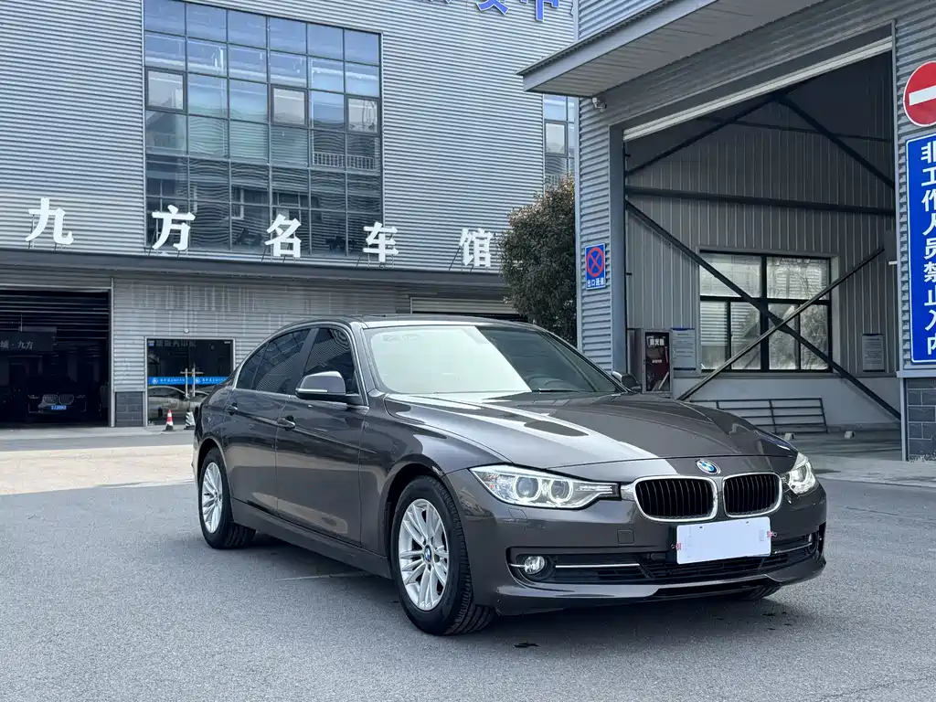 BMW 3 Series — миниатюра 11