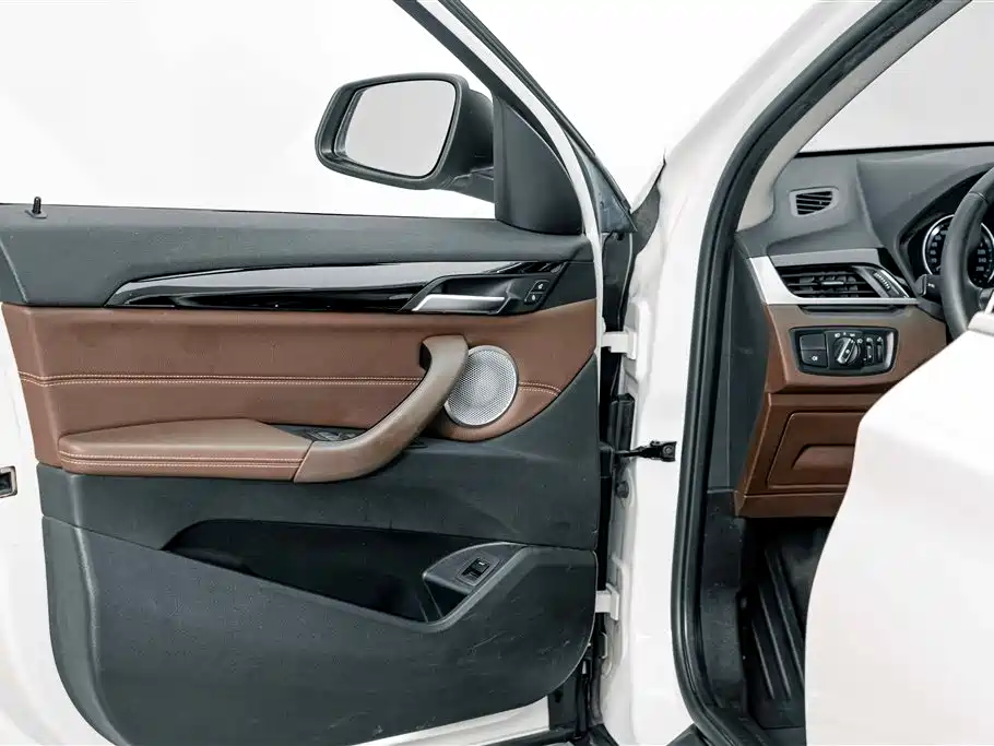 BMW X1 — миниатюра 15