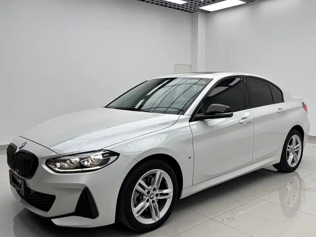 BMW 1 Series 2023