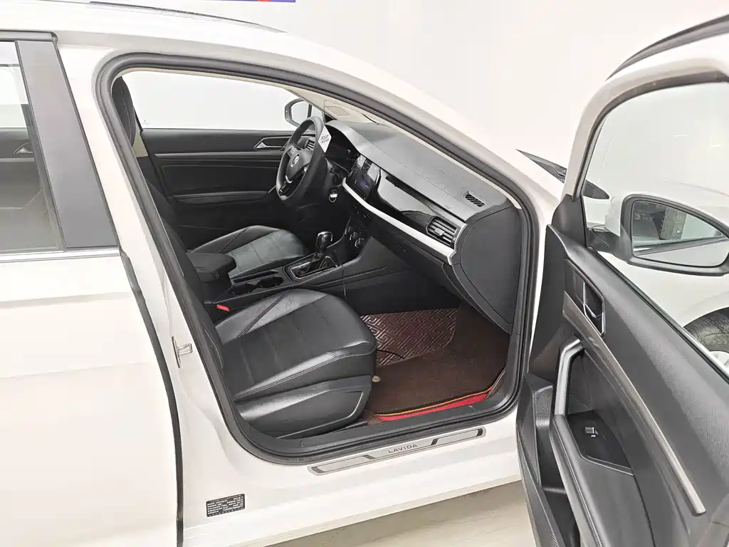 Volkswagen Lavida — миниатюра 12