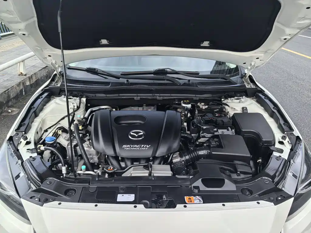Mazda 3 Axela — миниатюра 9