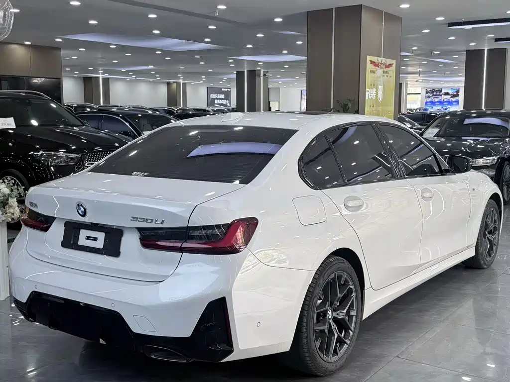 BMW 3 Series 3 2025 330Li M Sport