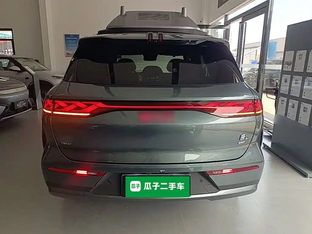 BYD Tang L L 2025 DM 175KM