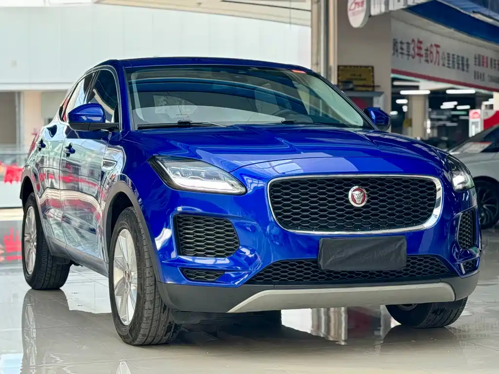 Jaguar E-PACE — миниатюра 3
