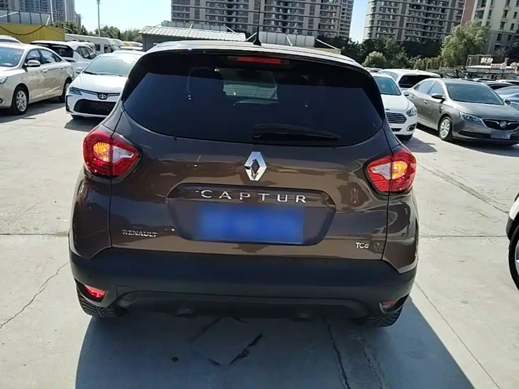 Renault Captur — миниатюра 6