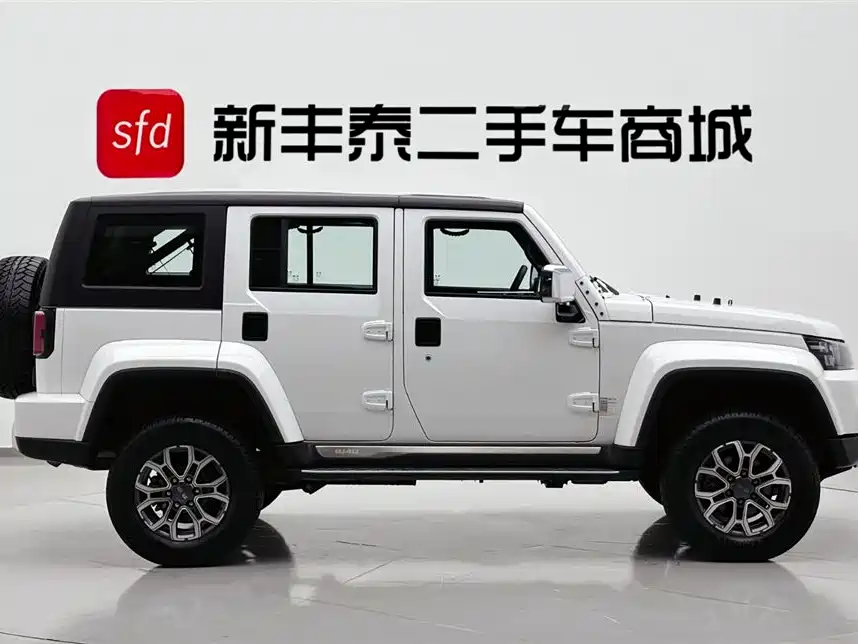 BAIC BJ40 2024 2.0T