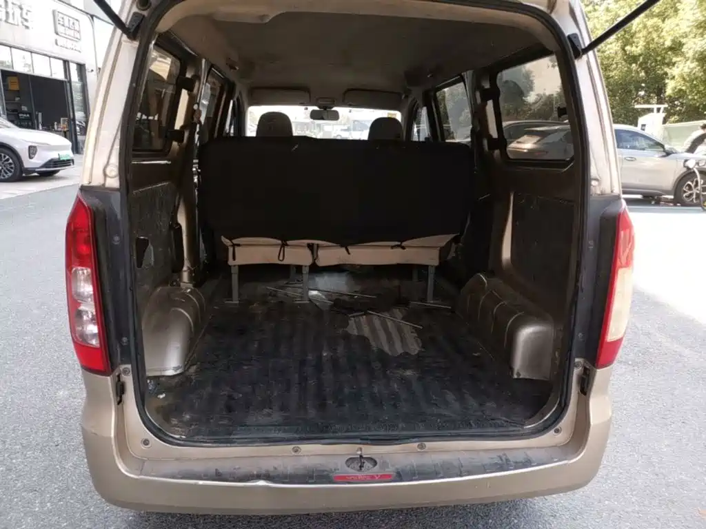Wuling Hongguang V — миниатюра 21