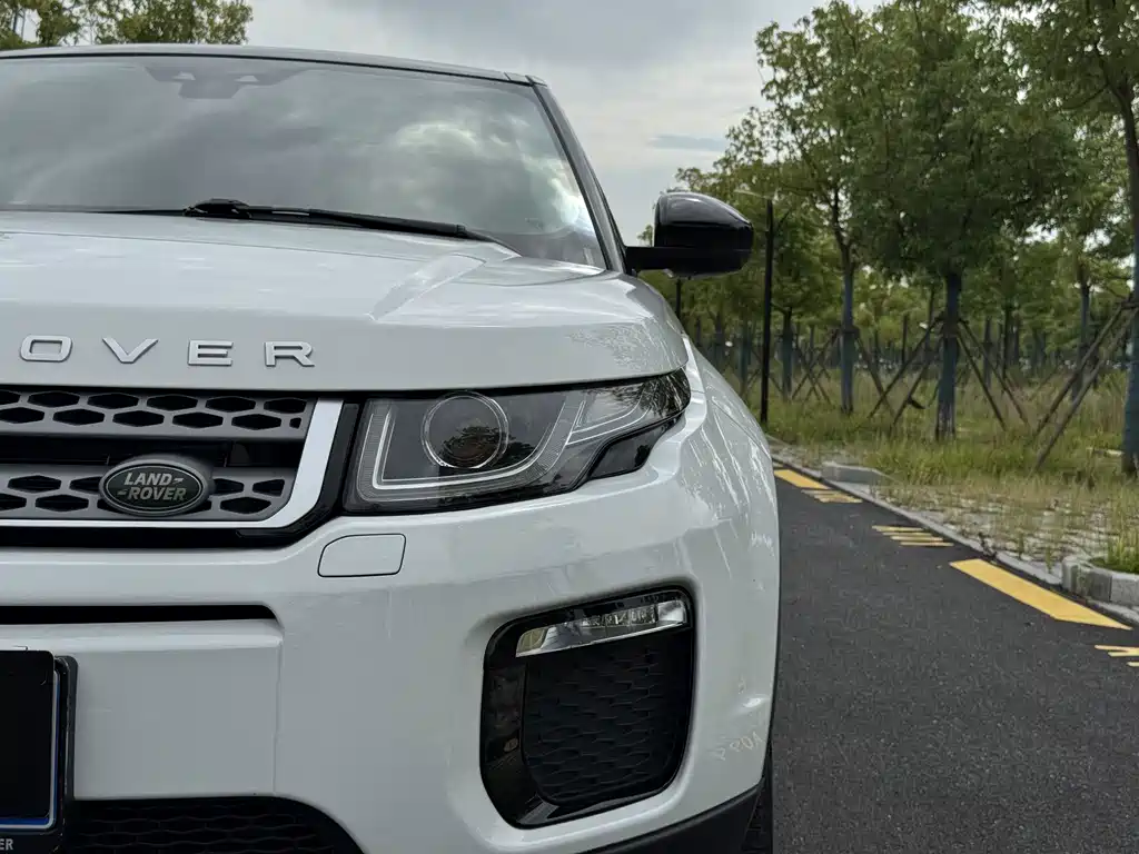 Land Rover Evoque — миниатюра 21