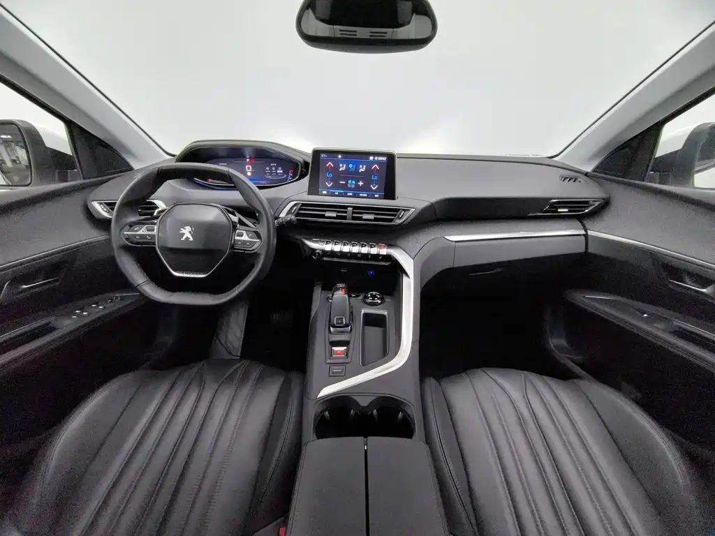 Peugeot 5008 — миниатюра 5
