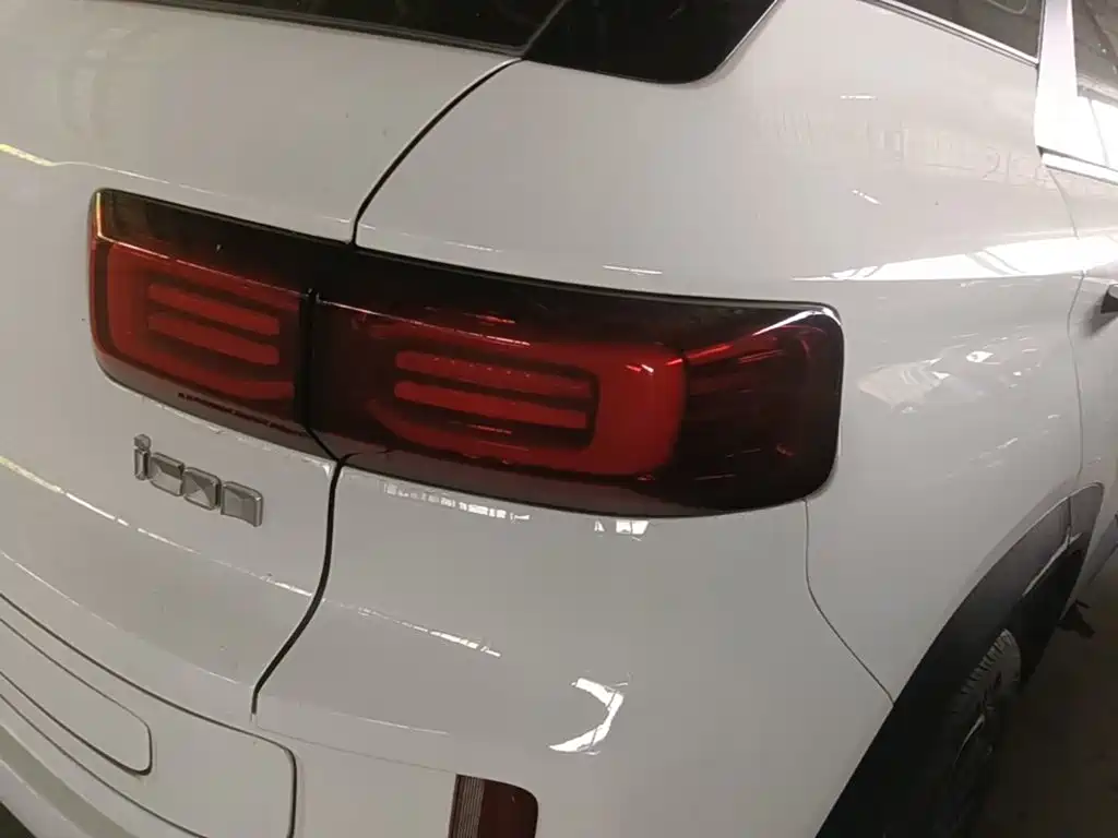 Geely Icon — миниатюра 8
