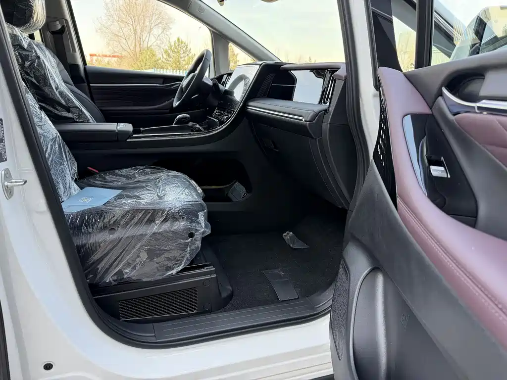 GAC M8 2024 400T Luxury