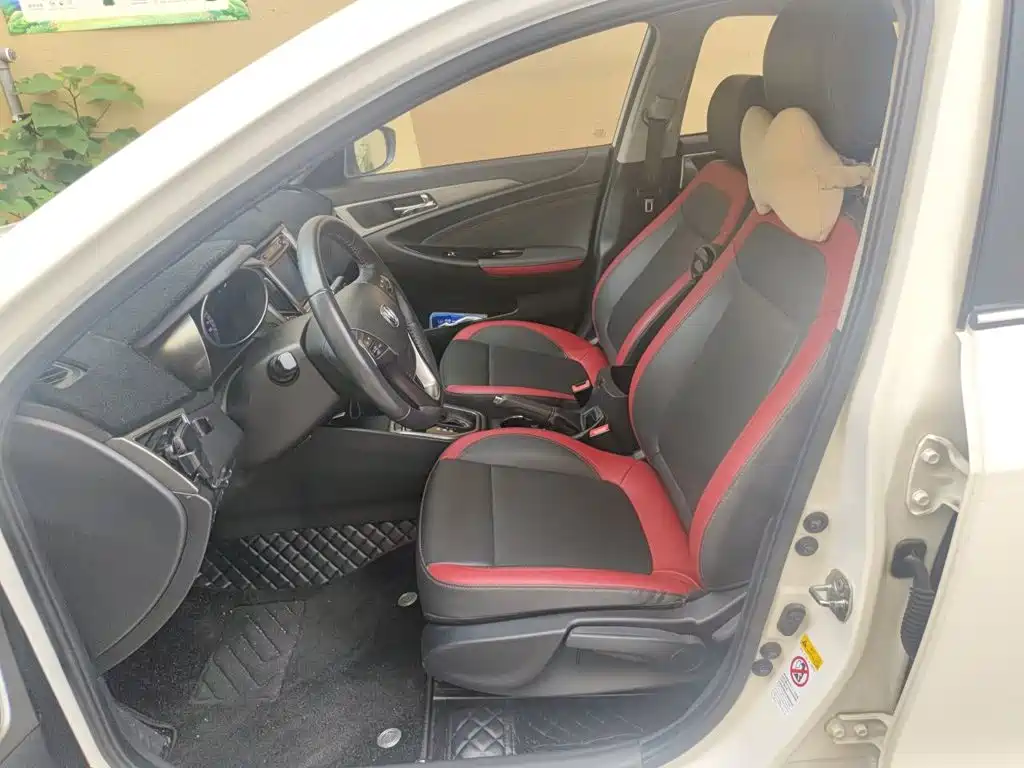 Changan Eado — миниатюра 8
