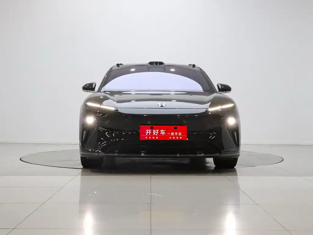 NIO ET5T — миниатюра 2