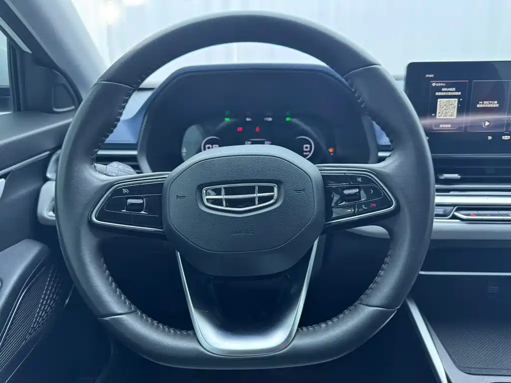 Geely Emgrand — миниатюра 13
