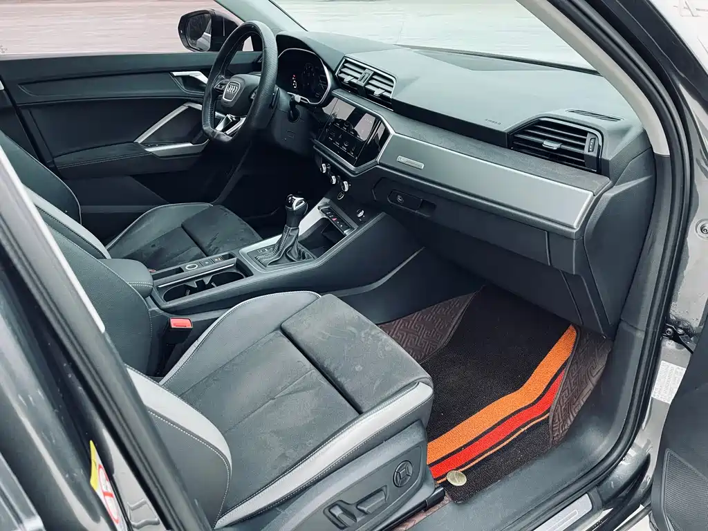 Audi Q3 — миниатюра 15
