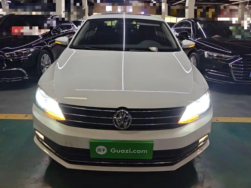 Volkswagen Sagitar — миниатюра 3