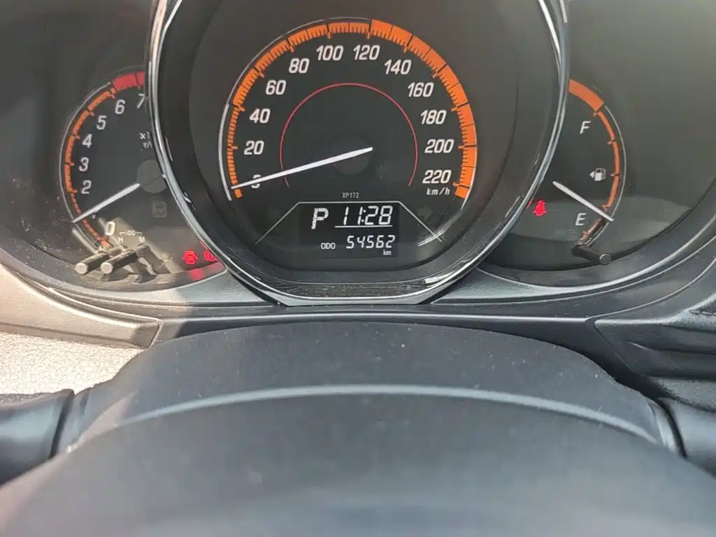 Toyota Yaris L — миниатюра 17