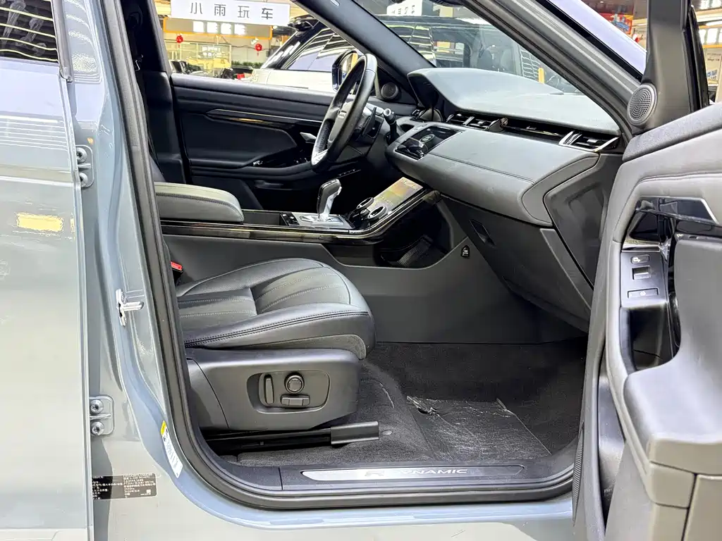 Land Rover Evoque — миниатюра 17