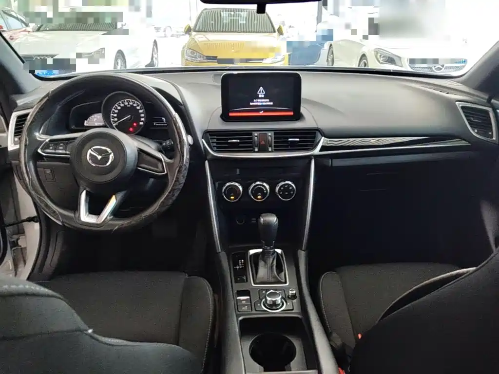 Mazda CX-4 — миниатюра 10