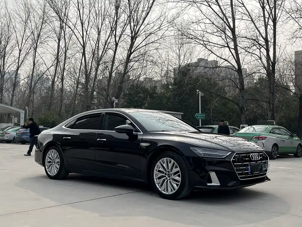 AUDI A7L