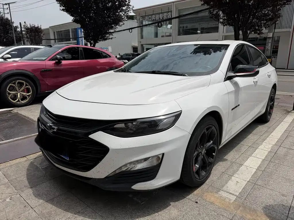 Купить Chevrolet Malibu XL