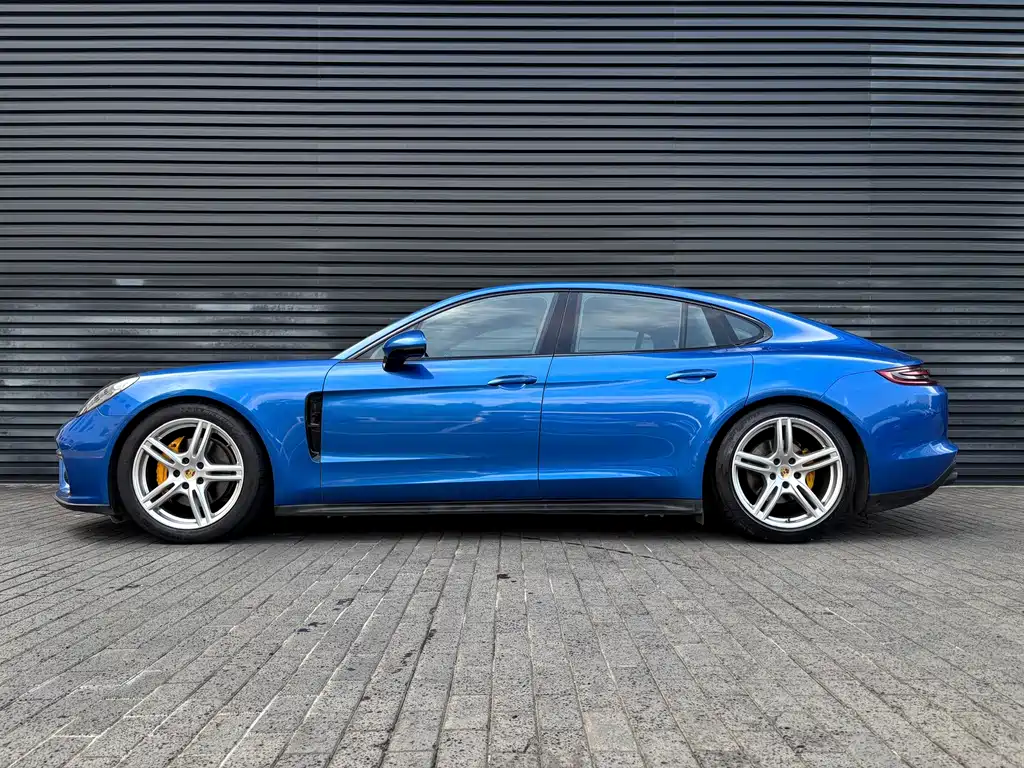 Porsche Panamera — миниатюра 4