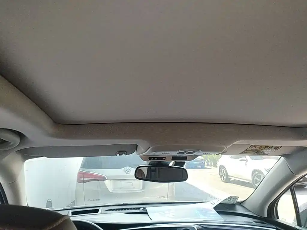 Buick Envision Plus — миниатюра 18