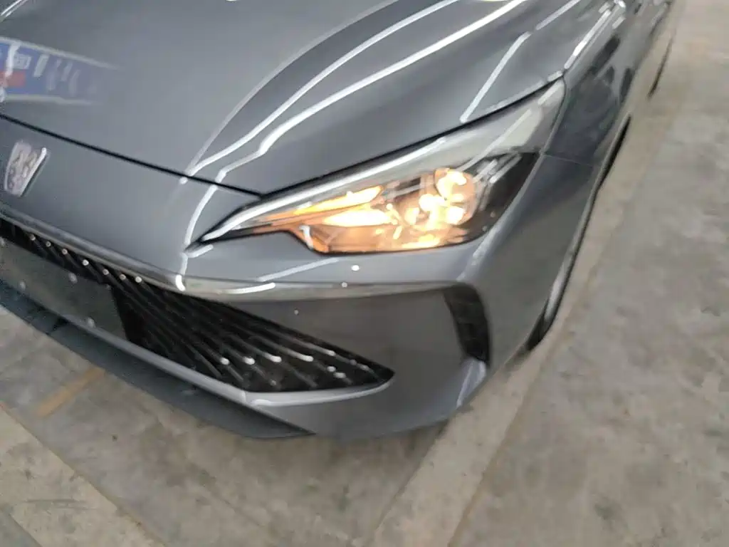 Roewe i5 — миниатюра 24
