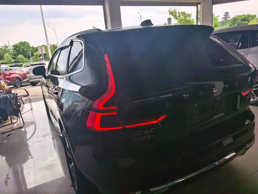 Volvo XC60 — миниатюра 23