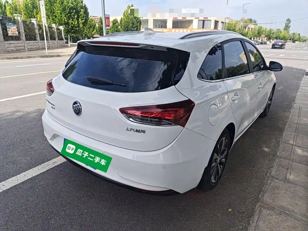 Buick Excelle — миниатюра 7