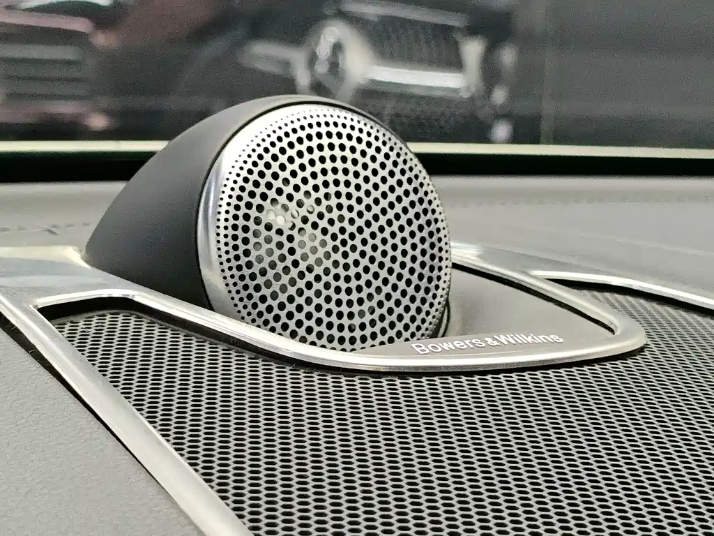 VOLVO XC60 PLUG IN HYBRID