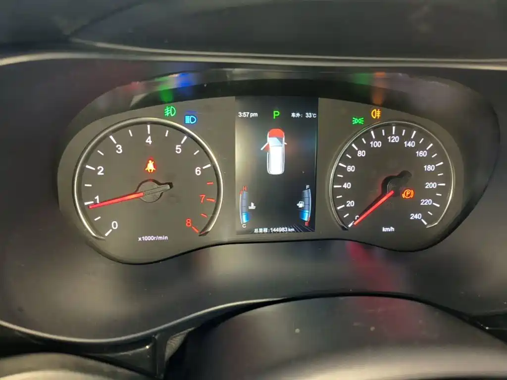 BYD MAX — миниатюра 12
