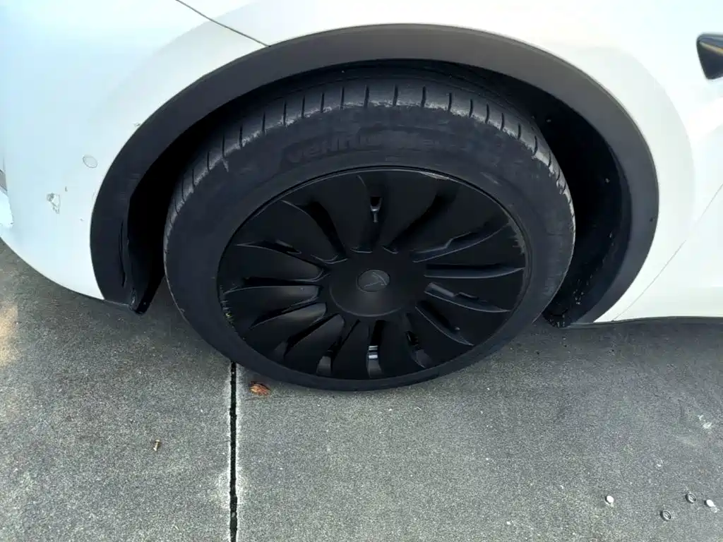 Tesla Model Y — фотографии объявления, Фото 23