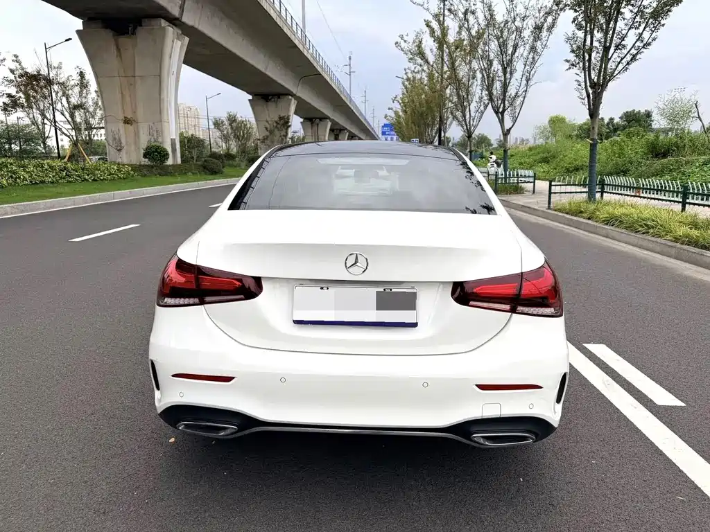 Mercedes-Benz A-Class — миниатюра 8