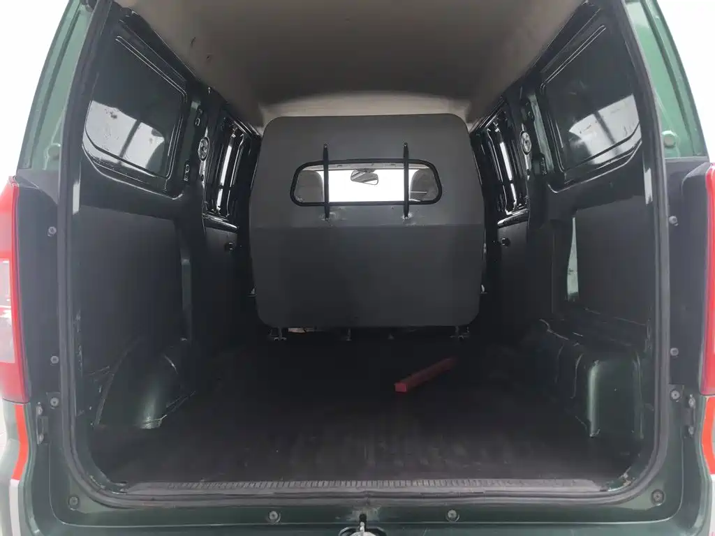 Wuling Hongguang V — миниатюра 16