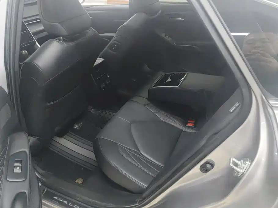 Toyota Avalon — миниатюра 11